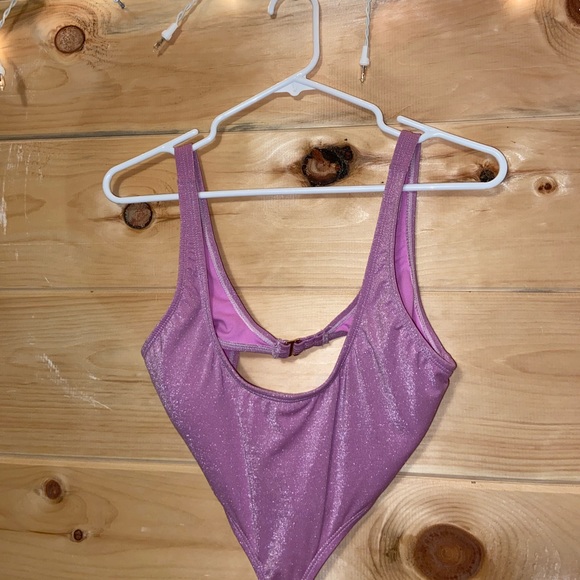 No Boundaries Junior's Lurex Solids Monokini One Piece Swimsuit - Picture 3 of 4